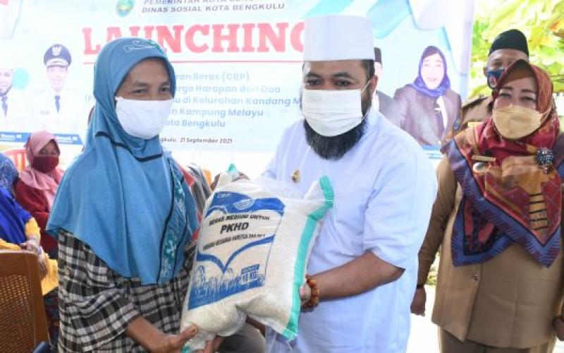 Wali Kota Bengkulu Helmi Hasan 