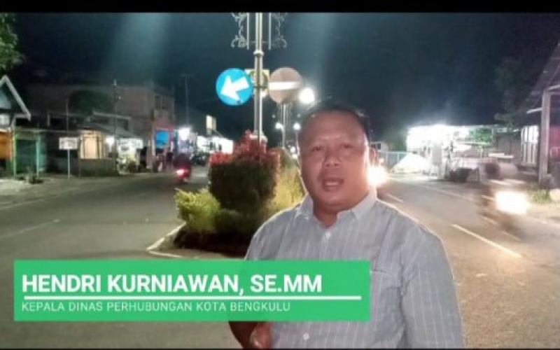 Sudah Rusak dan Buat Gelap Gulita, Lampu Jalan Dua Jalur Padang Serai Langsung Diganti Baru