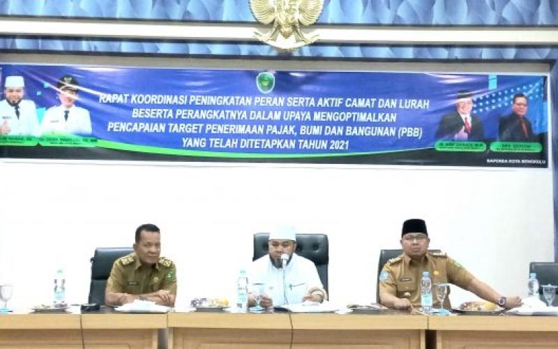Capaian PBB Baru 82 Persen, Walikota Helmi Evaluasi Camat dan Lurah
