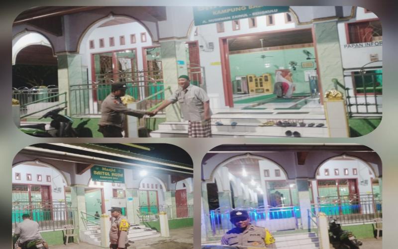 Polsek Teluk Segara Patroli Subuh di Masjid Baitul Huda 