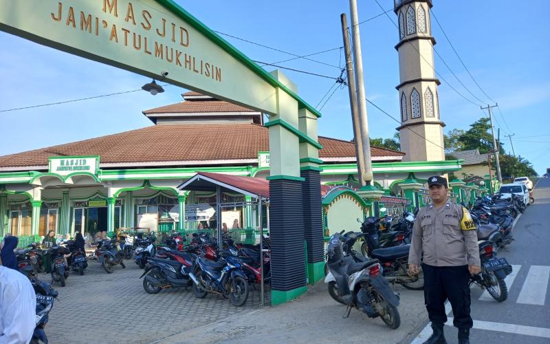 Polres Mukomuko dan Polsek Jajaran Laksanakan Pengamanan Ibadah Idul Adha 1444-H / 2023-M