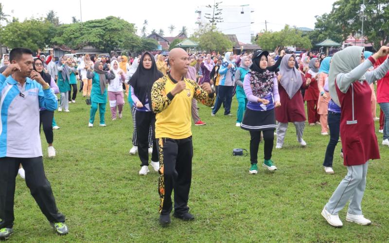 Tingkatkan Ke Kompakan, Polres Kaur Ikuti Senam Bersama Kaur Berseri