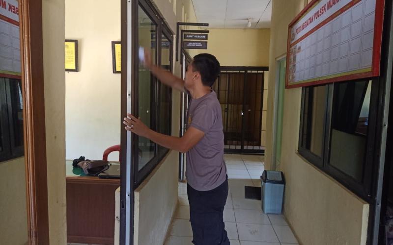 Polsek Muara Sahung Gelar Kebersihan Mako dan Rumdin 