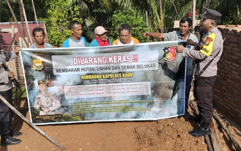 Antisapsi Terjadinya Kebakaran Hutan, Polsek Kaur Tengah Sosialisasi Karhutlah