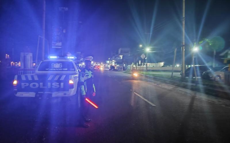 Pantau Arus Lalu Lintas, Sat Lantas Polres Kaur Patroli Blue Light 