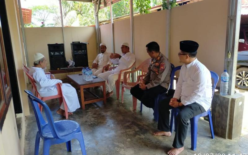 Sambang Silahturahmi ke Pesantren Habib Abdurahman, Kapolres Kaur Minta Doa dan Bimbingan Dalam Menjalankan Tugas 