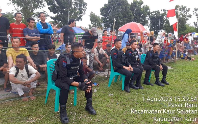 Polsek Kaur Selatan Berikan Pengmanan Hari Ke 9 Turnament Sepak Bola Antar Desa