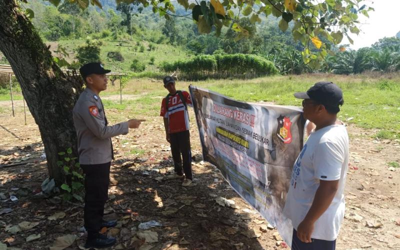Cegah Kebakaran Hutan di Wilayah Hukum, Polsek Muara Sahung Gencar Sosialisasikan Karhutlah 