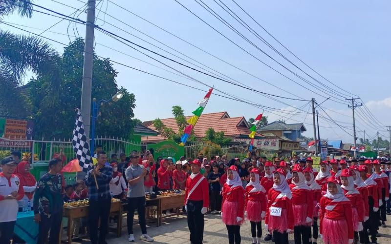 Berpartisipasi Rayakan Kemerdekaan RI Ke-78,  Polres Kaur Gelar Pengawalan dan Pengamanan Gerak Jalan 
