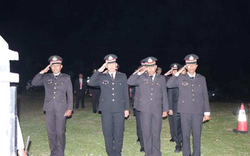 Kapolres Kaur Pimpin Upacara Apel Kehormatan dan Renungan Suci di TMP Padang Kempas 