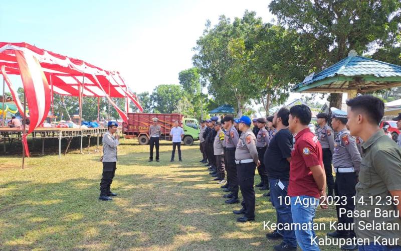 Polres Kaur dan Polsek Kaur Selatan Lakukan Pengamanan Terbuka dan Tertutup Turnamen Bupati Cup 