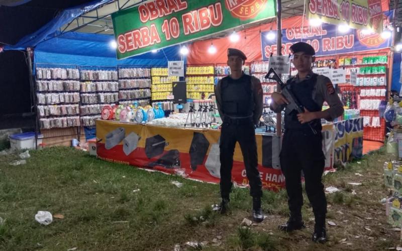 Sat Samapta Polres Kaur Patroli di Pasar Malam Bintuhan 