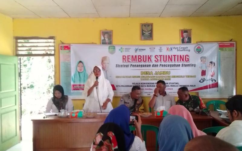 Bhabinkamtibmas, Hadiri Sosialisasi Pencegahan Stunting di desa Jambu
