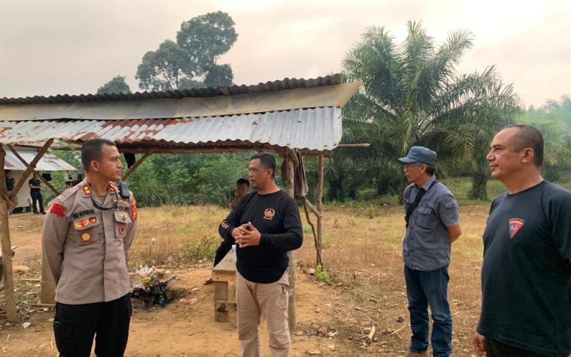 Kapolres Kaur dan Danyon B Sat Brimob Polda Bengkulu Cek dan Kontrol Personel Pengamanan di PT DSJ 