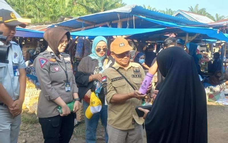 Polres Mukomuko dan UPTD Samsat Mukomuko Gelar Grebek Pajak di Pasar Lubuk Sanai