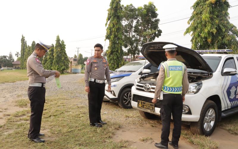 Kasat Lantas Polres Mukomuko Cek Ranmor Dinas Sat Lantas 