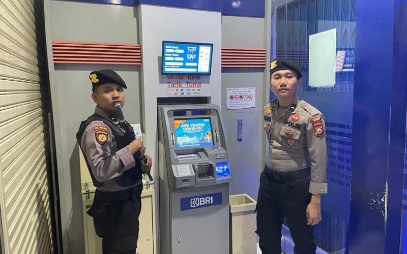 Lakukan Pengamanan, Personel Polres Kaur Patroli Objek Vital  