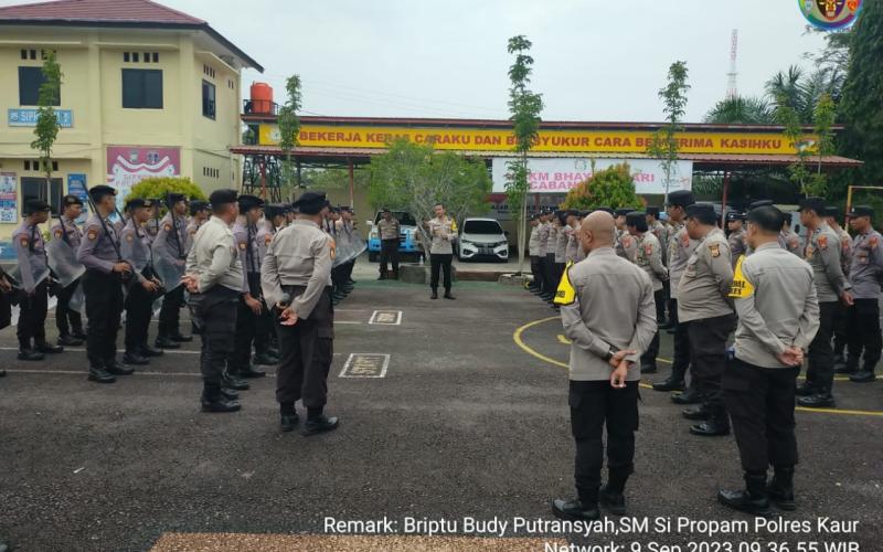 Kapolres Kaur, Pimpin Pengecekan Apel Konsolidasi Pleton Dalmas Awal, Dalmas Lanjut dan Unit Pendukung Polres Kaur