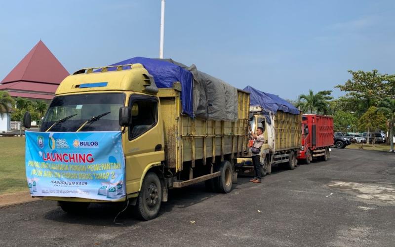 Polres Kaur Hadir dan Berikan Pengamanan Kegiatan Launching Penyalurana Cadangan Pangan 