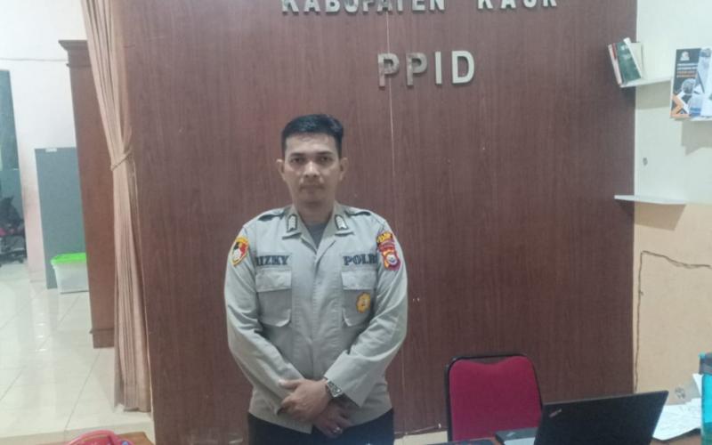 Personel Polres Kaur Lakukan Pengamanan di Kantor Bawaslu