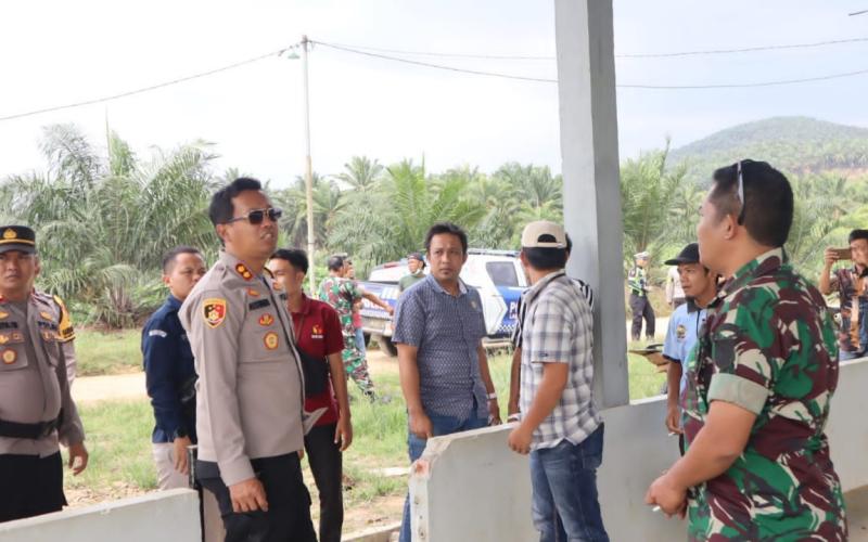 Kapolres Mukomuko Tinjau Lokasi TPS Sulit Terjangkau 
