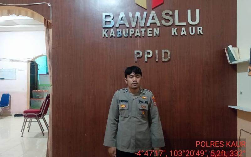 Polres Kaur Siagakan Personel Pengamanan di Kantor Bawaslu 