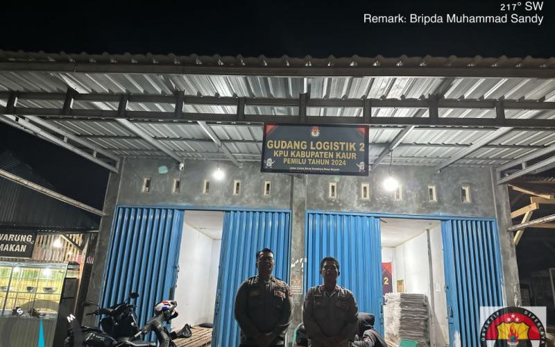 Gudang Logistik 2, Dijaga dan Dilakukan Pengamanan Personel Satgas OMB Polres Kaur 