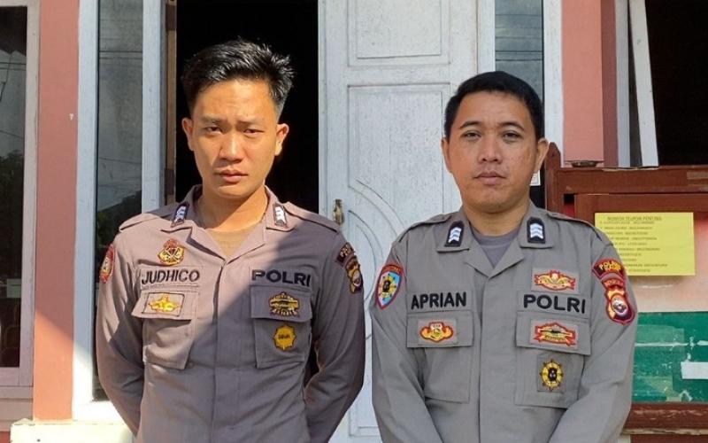 Siap Siaga, Personel Polres Kaur Patroli Pengamanan di Kantor Bawaslu  