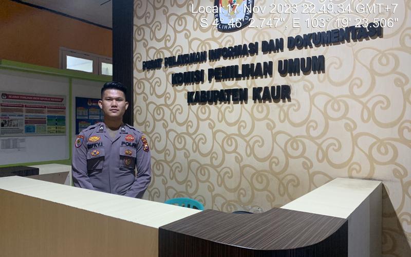 Antisipasi Kejadian Yang Tidak Diinginkan, Polres Kaur Laksanakan Pengamanan Kantor KPUD Kaur