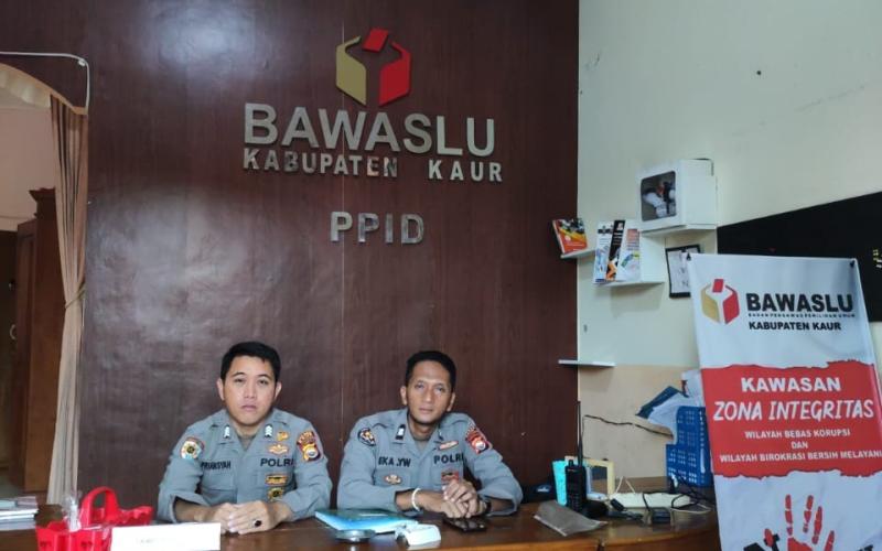 Dalam Rangka OMB 2023, Personel Polres Kaur Patroli di Kantor Bawaslu 
