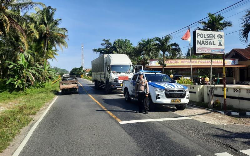 Sat Lantas Polres Kaur Lakukan Pengawalan Pendistribusian Logistik Surat Suara Presiden dan Wakil Presiden