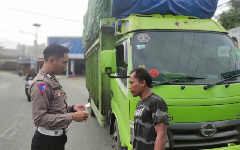Gelar Patroli, Polres Kaur Tindak Kendaraan yang Melanggar 