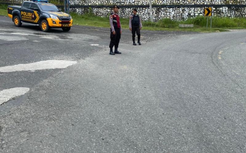 Cegah Aksi Kejahatan dan Pantau Situasi di Seputaran Wilkum, Sat Samapta Polres Kaur Gelar Patroli 