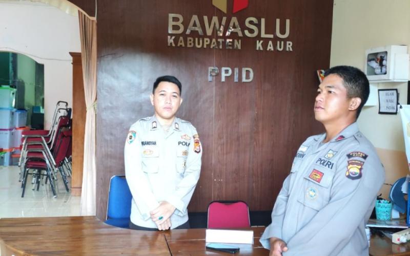 Pengamanan Berkala, Polres Kaur Rutinkan Patroli di Bawaslu Kaur 
