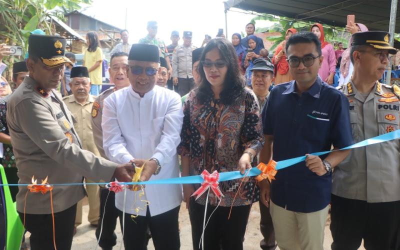 Wakapolda Bengkulu Secara Resmi menyerahkan Bantuan Bedah Rumah kepada Dua Warga Betungan Kota Bengkulu