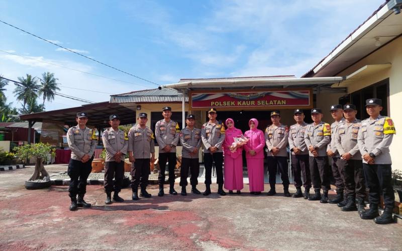 Kapolres Kaur Bersama Ketua Bhayangkari Laksanakan Kunker ke Polsek Jajaran