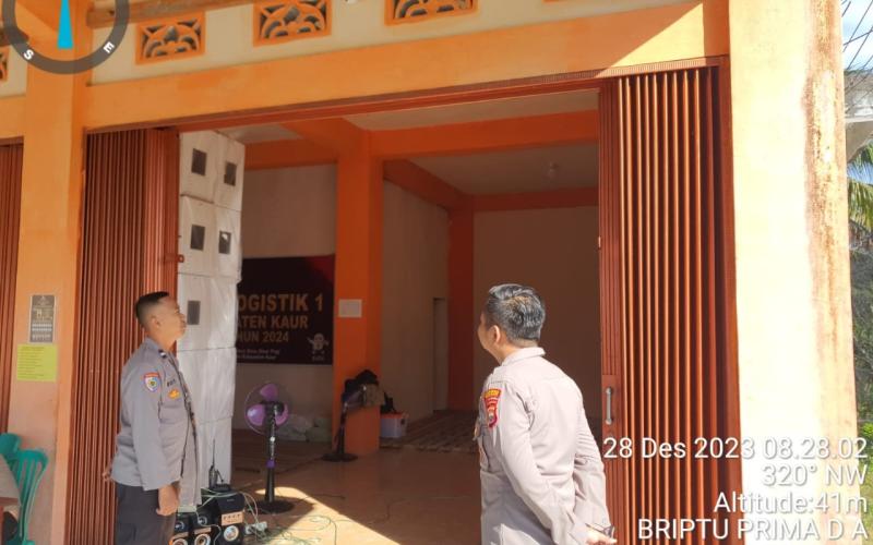 Patroli di Gudang Logistik, Personel OMB Polres Kaur Tingkatkan Sistem Pengamanan