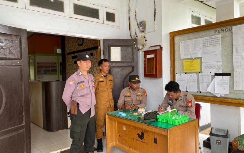 Patroli Dialogis, Polres Kaur Cek Situasi Kamtibmas di Seputaran Kantor KPUD, Kantor Bawaslu, dan Gudang Logistik
