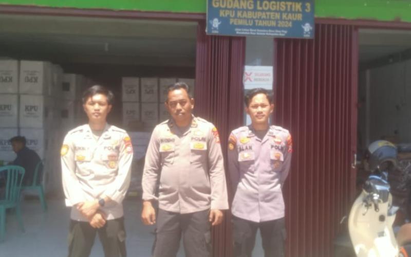 Pastikan Sitkamtibmas Aman, Polres Kaur Patroli Dialogis Cek Kantor Penyelenggara Pemilu