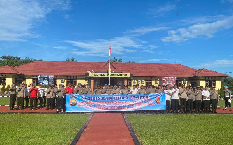 Sosialisasilan Peraturan Fungsi Propam dan Etika Profesi Polri, Bid Propam Polda Bengkulu Kunjungi Polres Mukomuko