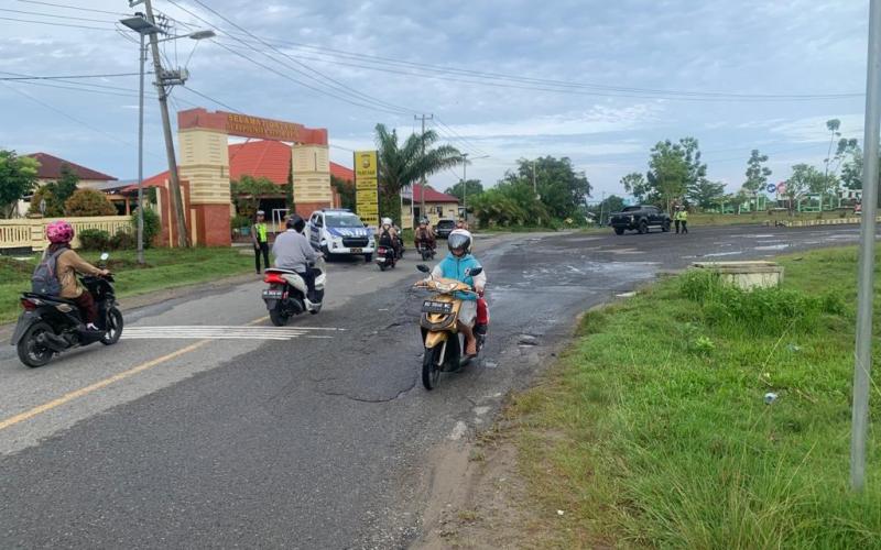Sat Lantas Polres Kaur Gatur Lalin Pagi Hari, Bentuk Pelayanan kepada Masyarakat Guna Mewujudkan Kamseltibcar Lantas
