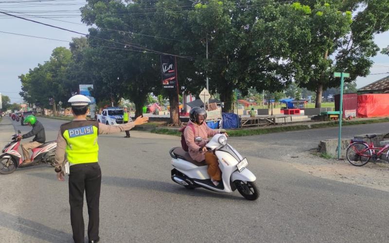 Sat Lantas Polres Kaur Patroli Pantau Arus Lalin Pagi Hari