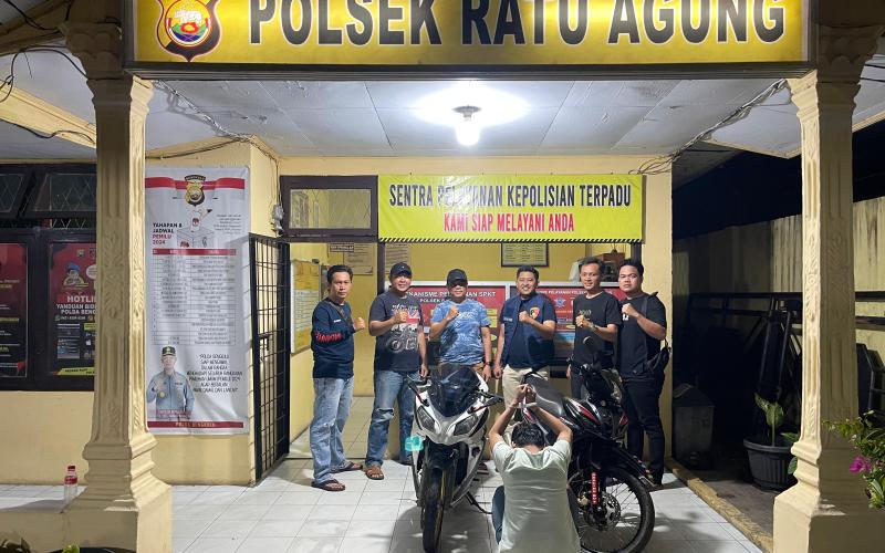 Kapolda Bengkulu Kembali Berbagi, Salurkan 100 Paket Sembako ke Warga Lebong