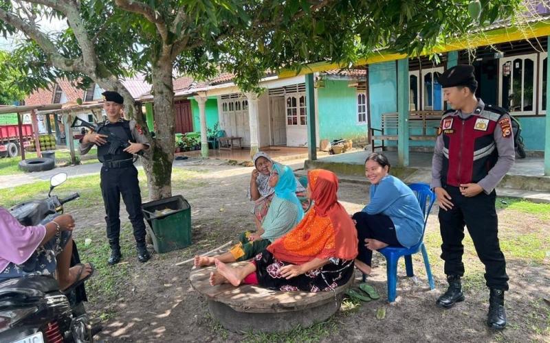 Patroli, Personel Sat Samapta Polres Kaur Cegah Aksi Kriminal Melalui Sambang Warga 