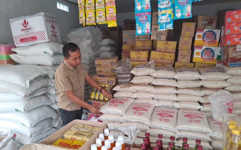 Polres Kaur Pantau Bahan Pokok di Pasar Tradisional 