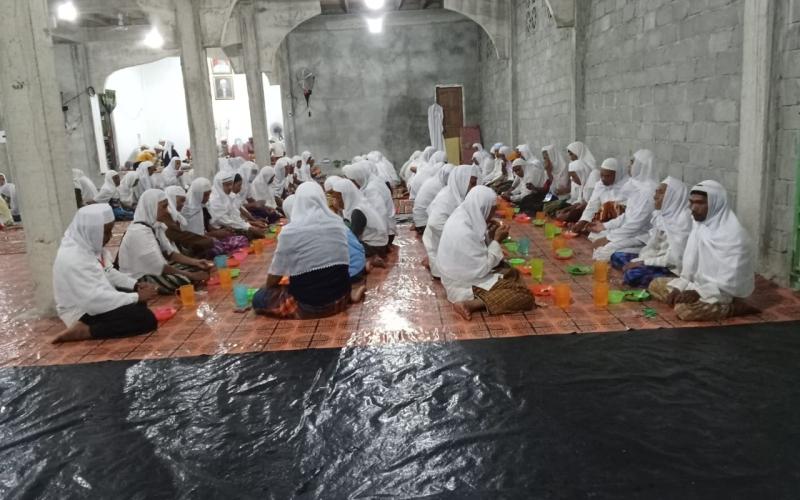Pengajian Ilmu Tassawuf Thoriqoh Naqsyabandiyah di Monitoring Polres Kaur