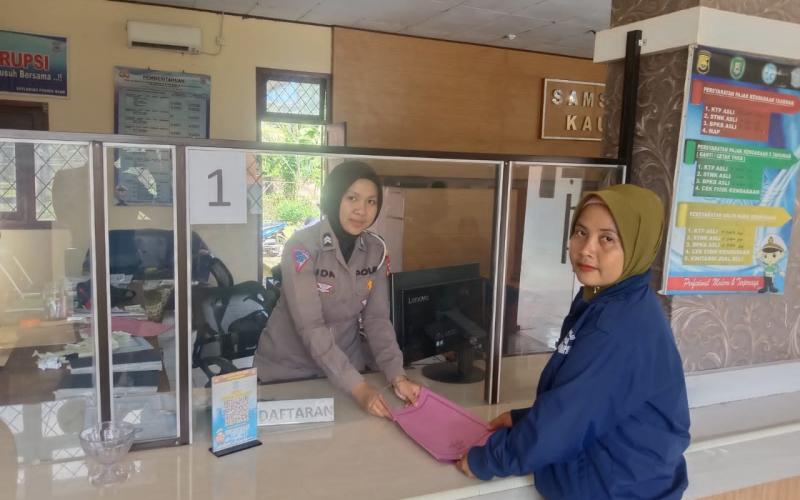 Sat Lantas Polres Kaur Polda Bengkulu Melaksanakan Pelayanan Wajib Pajak 