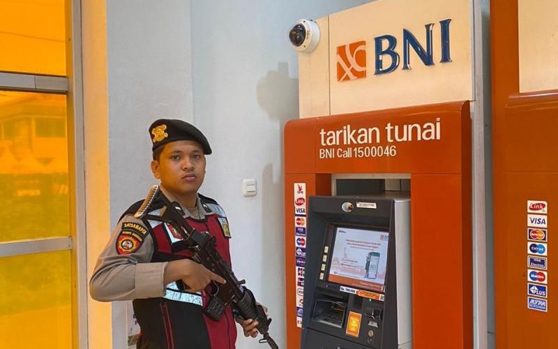 Cek Objek Vital ATM Bank, Sat Samapta Polres Kaur Gelar Patroli 
