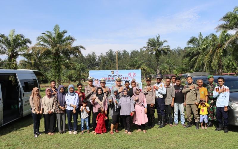 Program Mudik Gratis, Polres Mukomuko Lepas 30 Pemudik 
