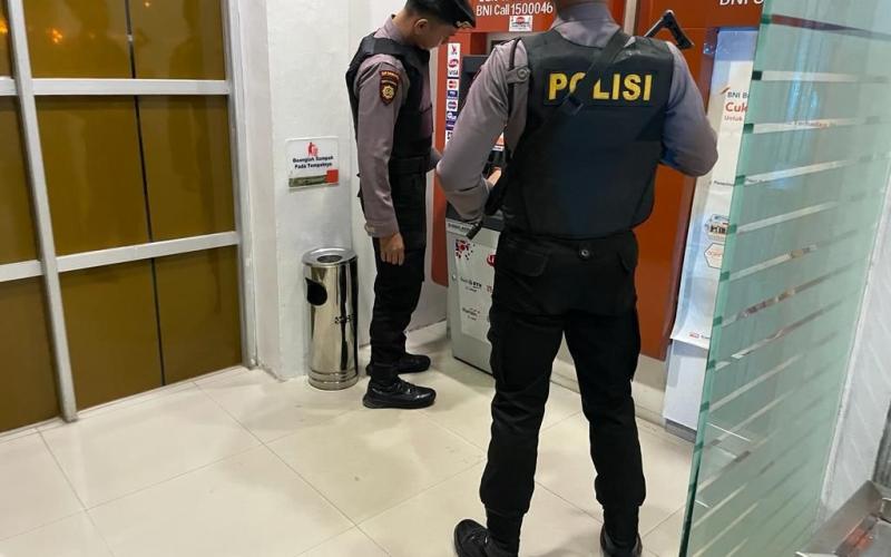 Patroli Presisi Personel Sat Samapta Polres Kaur Pantau Seputaran Wilkum      